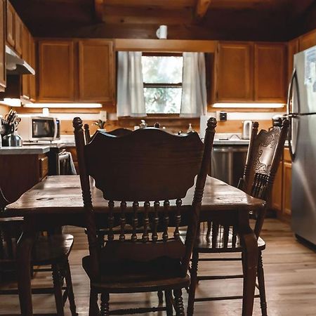 Creekside Overlook At 36 North Cabin - Fireplace Purlear المظهر الخارجي الصورة
