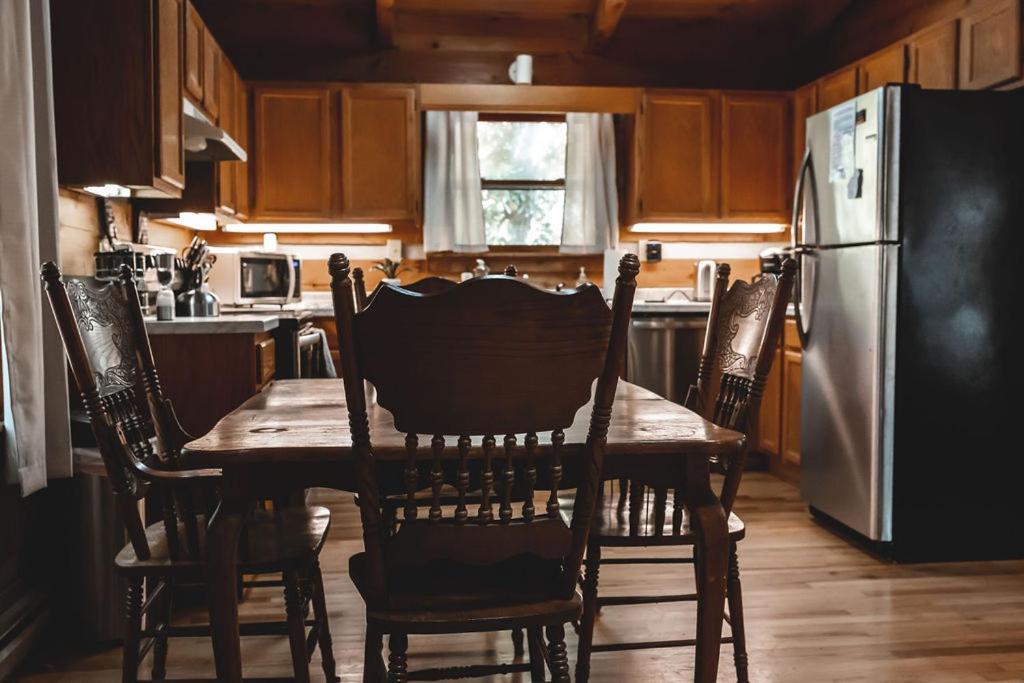 Creekside Overlook At 36 North Cabin - Fireplace Purlear المظهر الخارجي الصورة