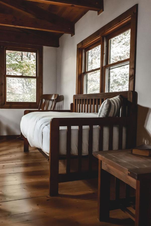 Creekside Overlook At 36 North Cabin - Fireplace Purlear المظهر الخارجي الصورة